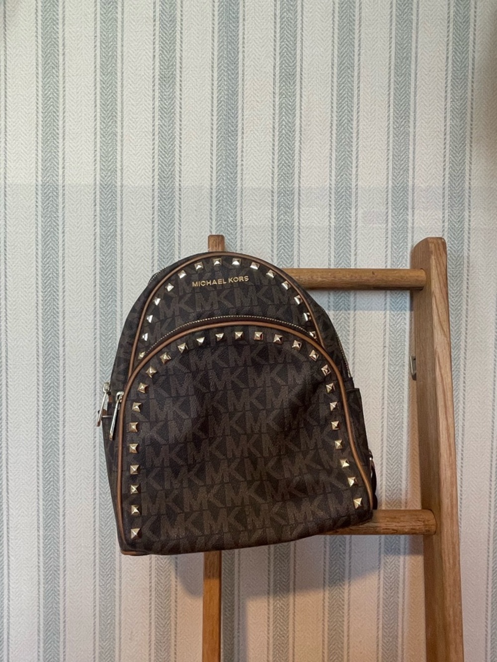 MICHAEL Michael Kors Abbey Studded Backpack NWT - Picture 1 of 6